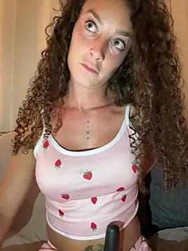 Martyca_Beee élő XXX-chatje