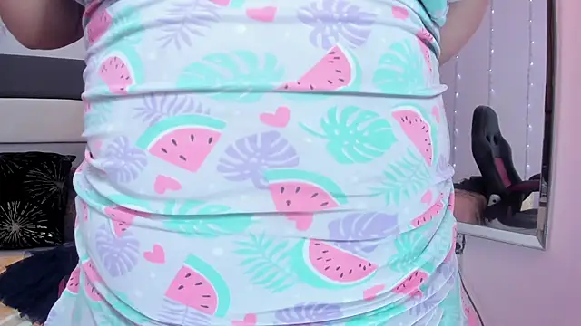 BONNIE_CH1 Adlı Modelin Canlı XXX Sohbeti