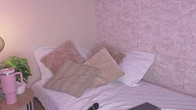 DahianaWalcott's Live XXX Chat