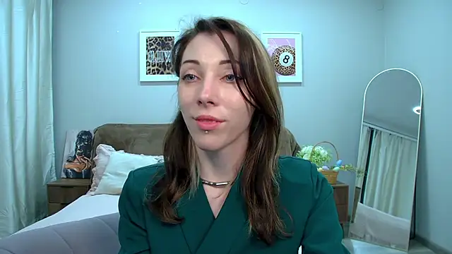 LeilaTaylorsのライブXXXチャット