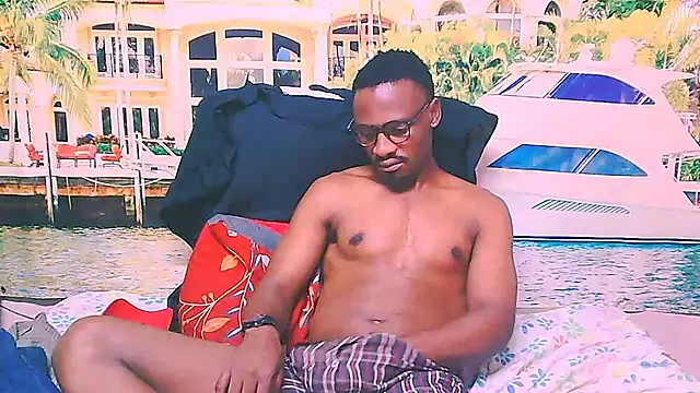 EbonyTiger69 Webcam show