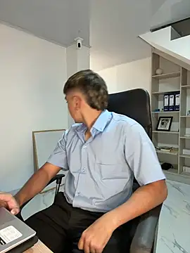 Boss_Secret Webcam-Show