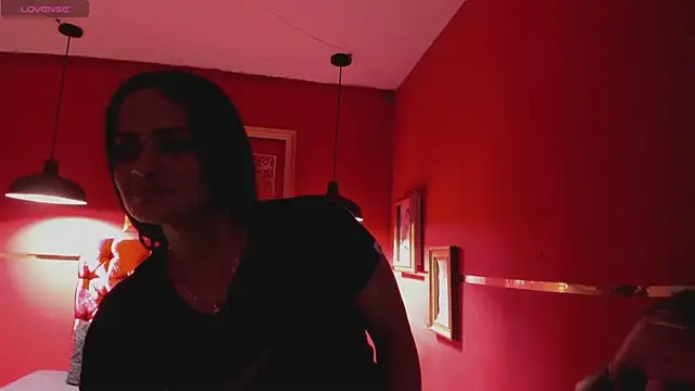 Anissa_Ali 即時 XXX 聊天