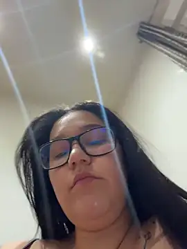 ValenG023's Live XXX Chat