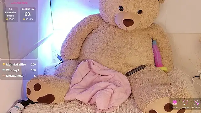 i_am_hannaa Adlı Modelin Canlı XXX Sohbeti