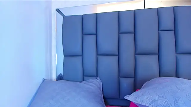 Amy_wats0n Chat XXX in diretta