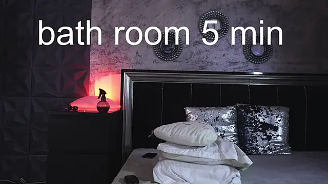 Chatroom XXX en direct de Tarra_Star