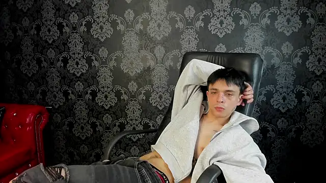 ClarkBev 即時 XXX 聊天