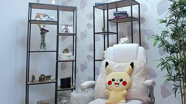 Smileyelyourgf's Live XXX Chat