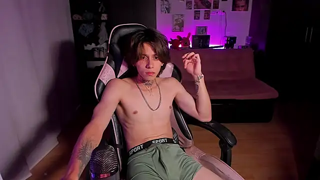 Chatroom XXX en direct de xIce_Boy