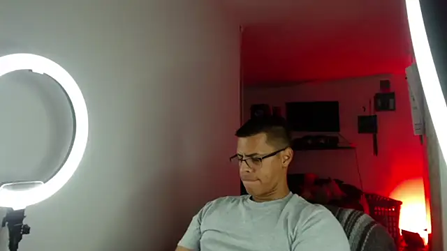 _John_Boy_ Pertunjukan Webcam