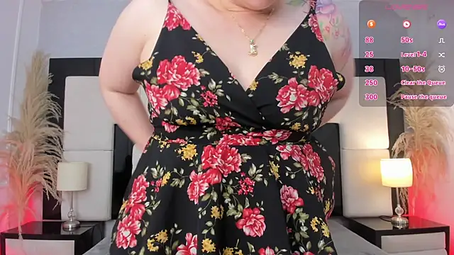 CarlaRossi_'s Live XXX Chat