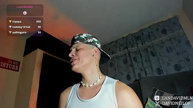 Онлайн чат XXX DavidNeill