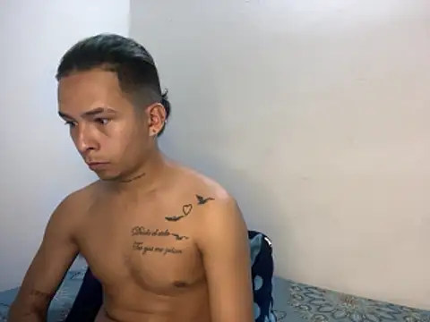 Show Webcam de bliinkii_and_luka_