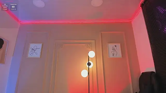 Chat XXX ao vivo de sofi_bakerr