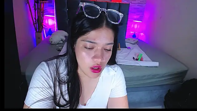 Valeri_hot22 Live XXX Chat