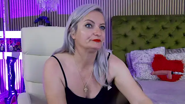 LadyTouch: онлайн-секс-чат