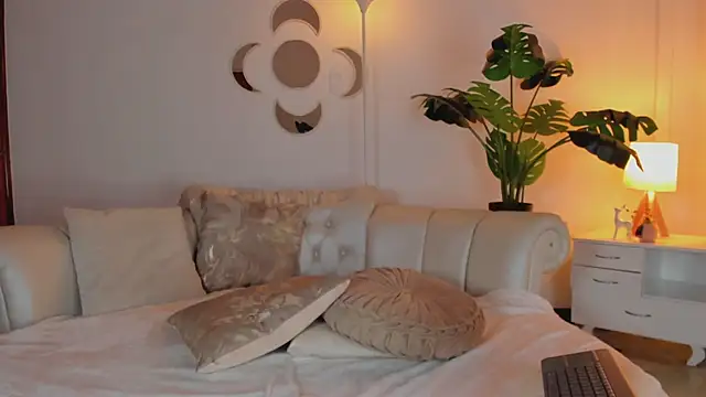 Chat +18 de Abbie_Jones18 ao vivo