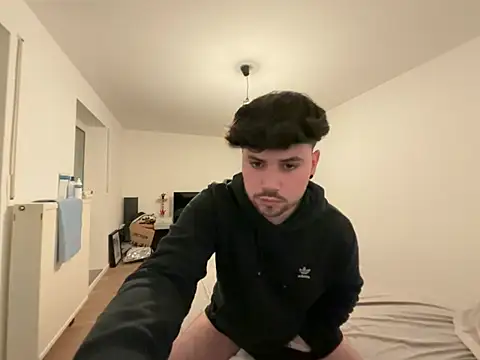 Pokazy przed kamerką – gayboooy_nrw