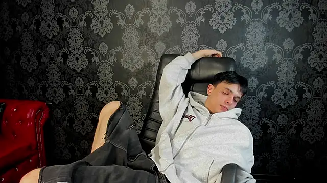 แชท XXX สดของ ClarkBev