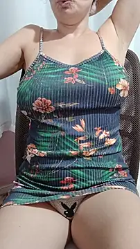 _SexyPetite_ Adlı Modelin Canlı XXX Sohbeti