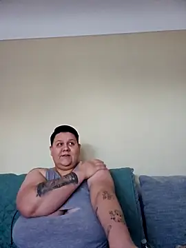 Pertunjukan Kamera Web DevilDahm