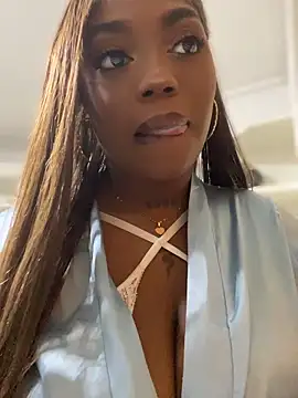 SarahBleer: вебкам-шоу