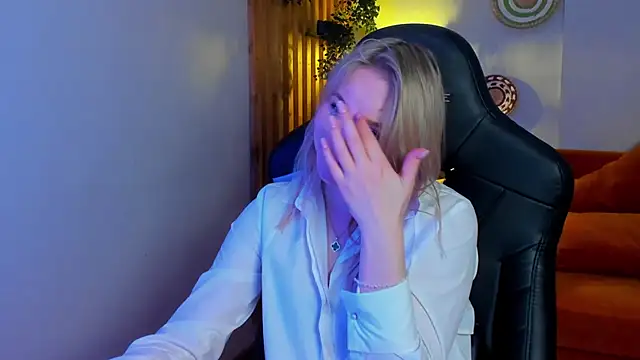 ElaraVoltage 即時 XXX 聊天