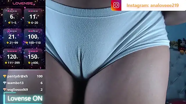 ana_studio লাইভ XXX চ্যাট