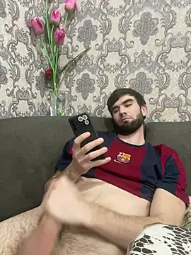 Zi6foy98 Show Webcam