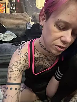 Toxii-n Live XXX chat