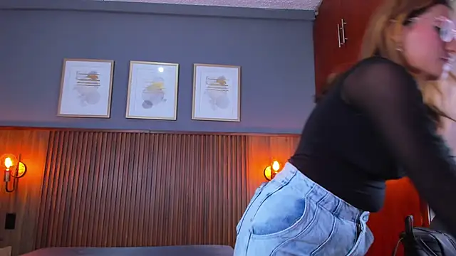 Tammys4's Webcam Show