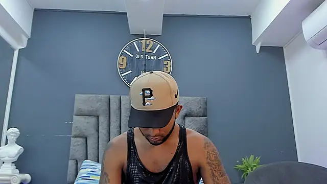 Robin_Rief: απευθείας συνομιλία ΧΧΧ