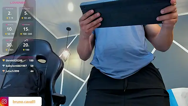 bruno_cavalli লাইভ XXX চ্যাট