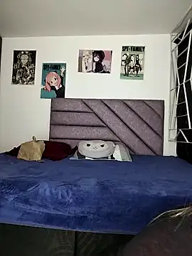 Chat XXX en directo de KARINNA__RAVEN