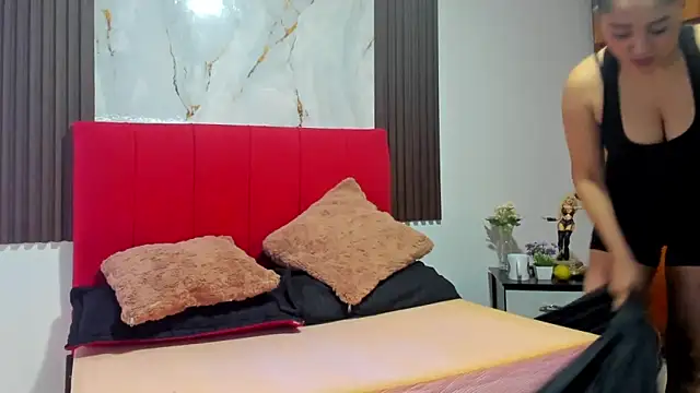 Bella_Storm01's Live XXX Chat