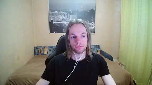 AdamDickens Show in webcam