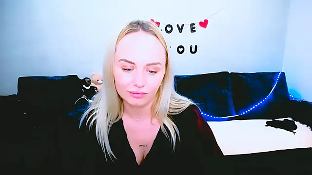 LiluMoon__ – Live XXX-chat