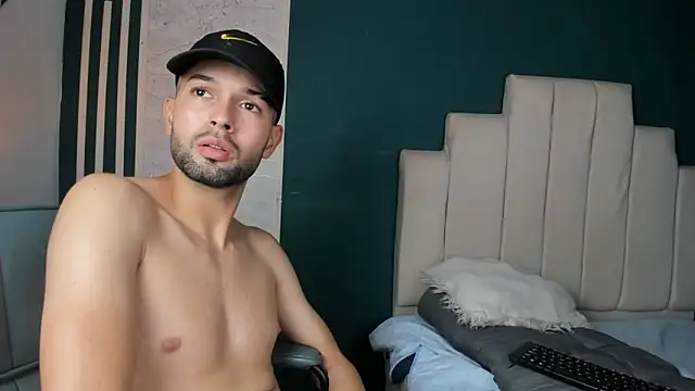 Ian_Valenti – webcam-show