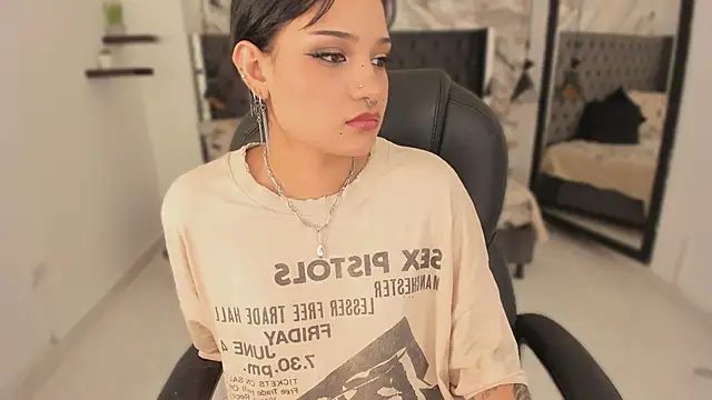 renee_shelby_: онлайн-секс-чат