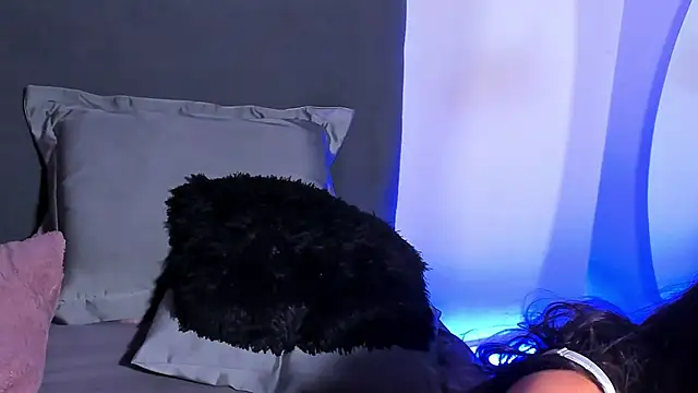 saramikaelson: απευθείας συνομιλία ΧΧΧ