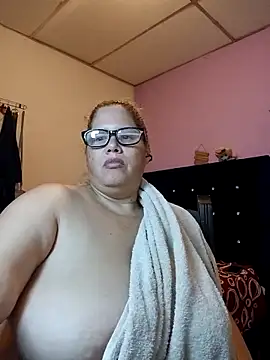 Онлайн чат XXX EllisW8