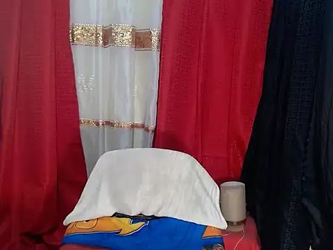 HornyKerujieTrans Chat XXX in diretta