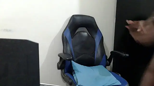 Darkkras – Live XXX-chat