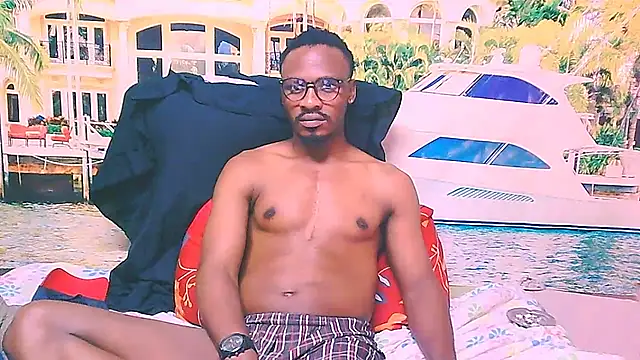 EbonyTiger69 Show Webcam