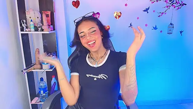 NYXHELLSQUEEN 现场XXX聊天