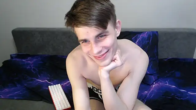 Chat XXX ao vivo de Student_Oliver