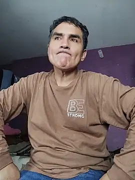 عرض كام modelodebarro