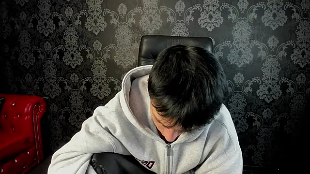 ClarkBev Adlı Modelin Canlı XXX Sohbeti