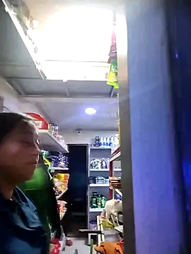 Pp-ari4na03's Live XXX Chat